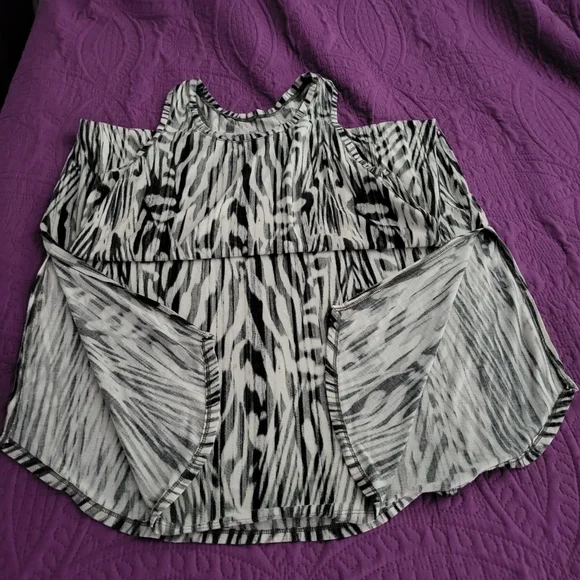 Nightgown or Comfy Dress - Picture 5 of 6